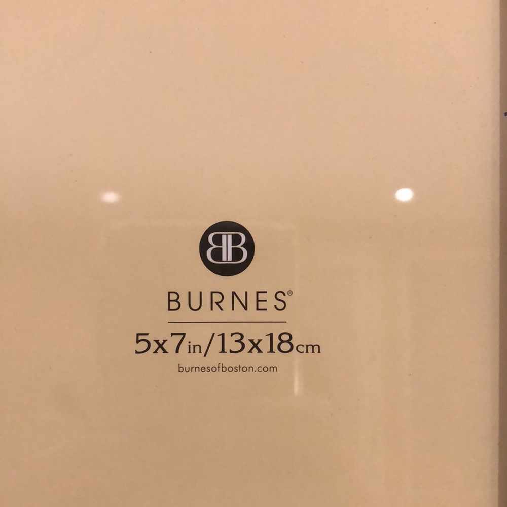 NWT Burnes 5 x7 Inch Photo Frame - Picture 2 of 4